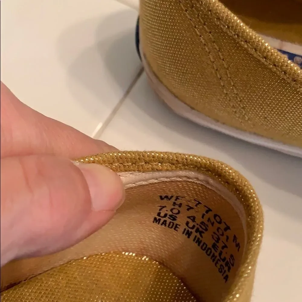 Keds gold sneakers with gold laces‎